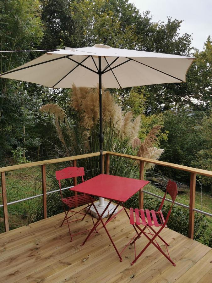 Luxury tent La Roulotte De